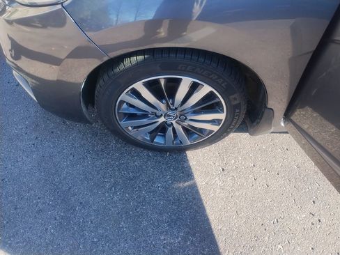 Used 2015 Honda Fit EX image 27