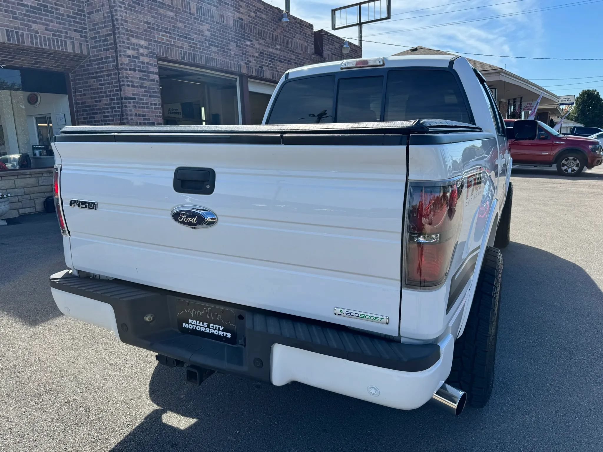 Used 2014 Ford F150 FX4 w/ Equipment Group 402A Luxury AWD/4WD image 15