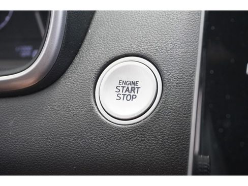 Used 2024 Hyundai Santa Cruz SEL FWD image 23