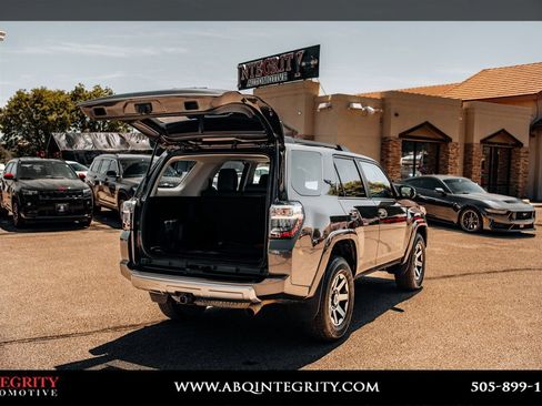 Used 2023 Toyota 4Runner TRD Off-Road Premium w/ Off Road Premium Plus Package AWD/4WD image 46