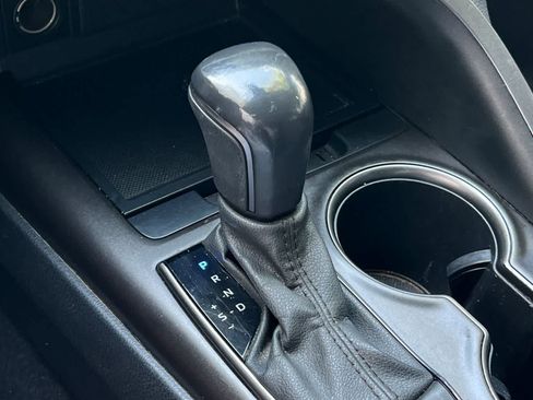 Used 2021 Toyota Camry SE FWD image 22