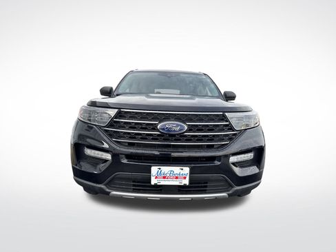 Certified 2022 Ford Explorer XLT w/ Equipment Group 202A image 50