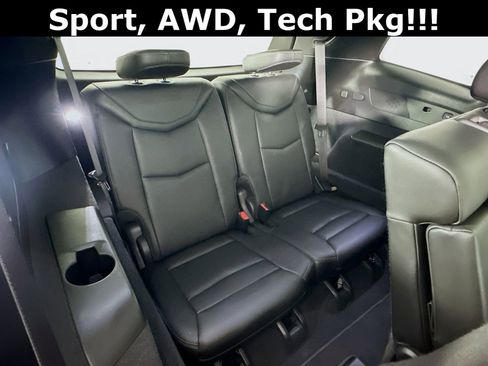 Used 2024 Cadillac XT6 Sport image 30