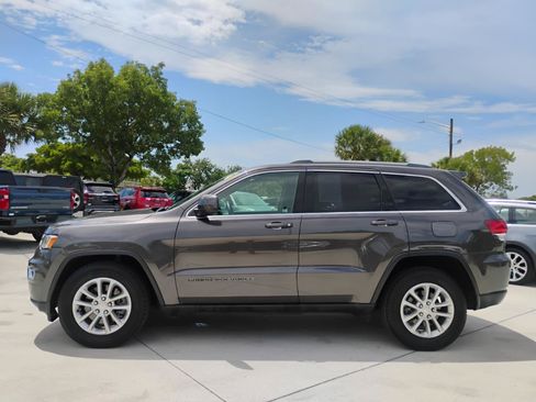 Used 2021 Jeep Grand Cherokee Laredo RWD image 97