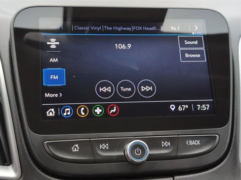 Used 2023 Chevrolet Malibu LT image 22