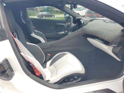 Used 2023 Chevrolet Corvette Stingray Premium Conv w/ Z51 Performance Package RWD image 8