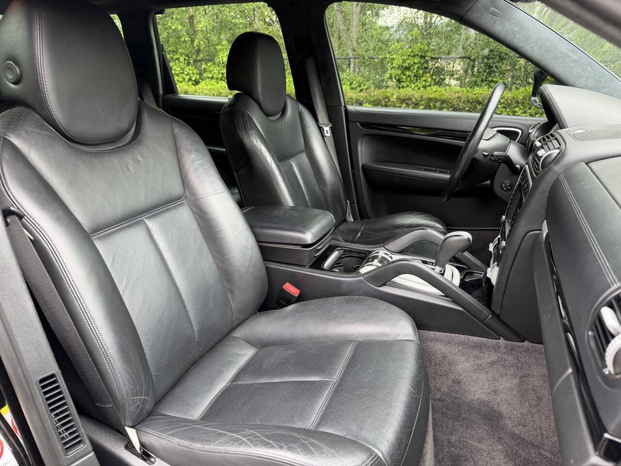 Used 2008 Porsche Cayenne Turbo AWD/4WD image 16