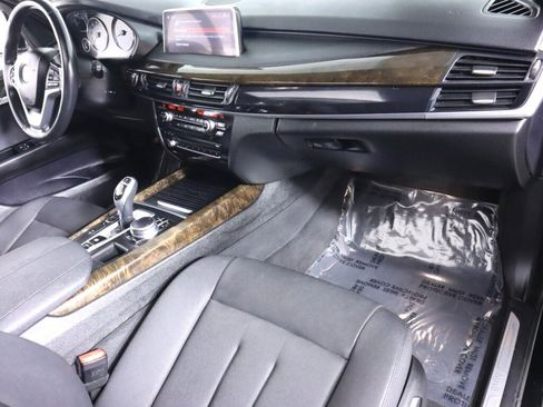 Used 2018 BMW X5 xDrive35i w/ M Sport Package image 44