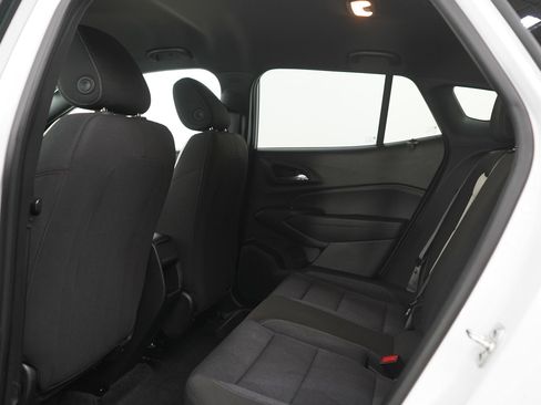Used 2024 Chevrolet Trax RS w/ Driver Confidence Package FWD image 17