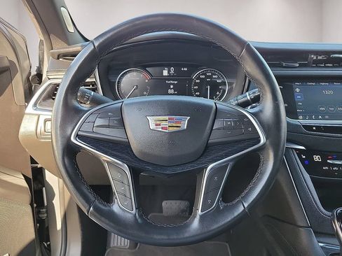Used 2024 Cadillac XT5 Premium Luxury AWD/4WD image 19