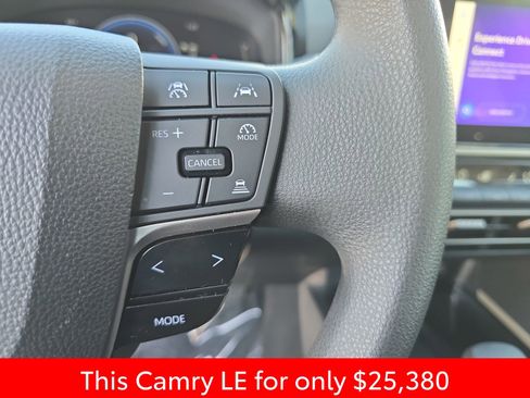 Used 2025 Toyota Camry LE image 23