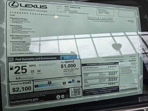 New 2025 Lexus ES 350 image 13