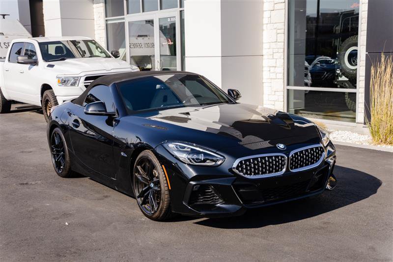 Used 2020 BMW Z4 sDrive30i w/ M Sport Package RWD image 2