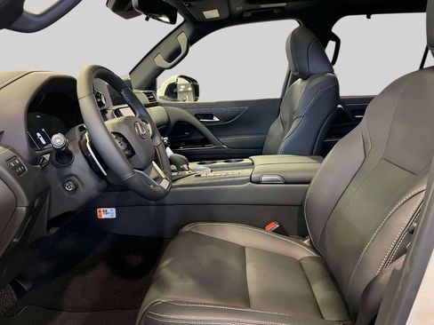 New 2026 Lexus LX 700h Luxury image 13