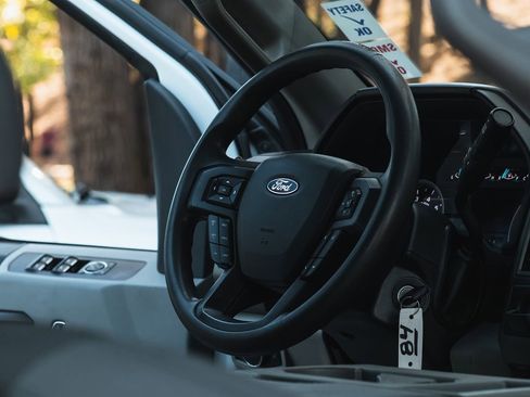 Used 2022 Ford F250 XL w/ STX Appearance Package image 24