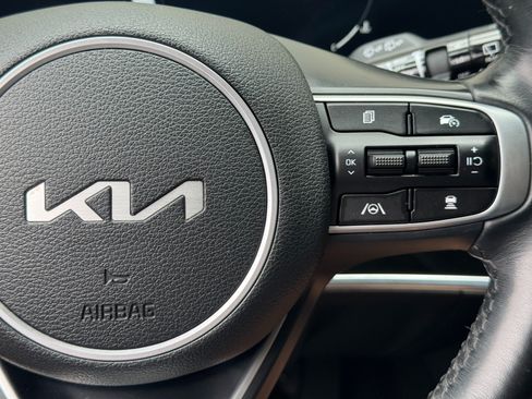 Used 2024 Kia Sportage SX FWD image 23