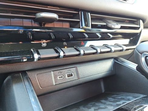 New 2026 GMC Canyon Elevation w/ Convenience Package image 36