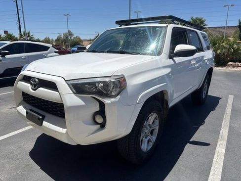 Used 2019 Toyota 4Runner SR5 AWD/4WD image 1