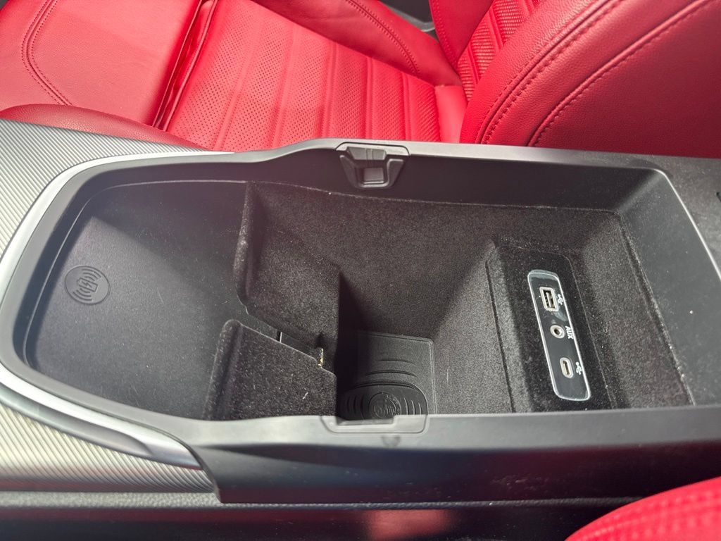 Used 2023 Alfa Romeo Stelvio Veloce AWD/4WD image 45