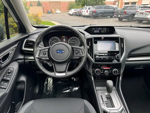 Used 2023 Subaru Forester Premium w/ Popular Package #2 AWD/4WD image 28