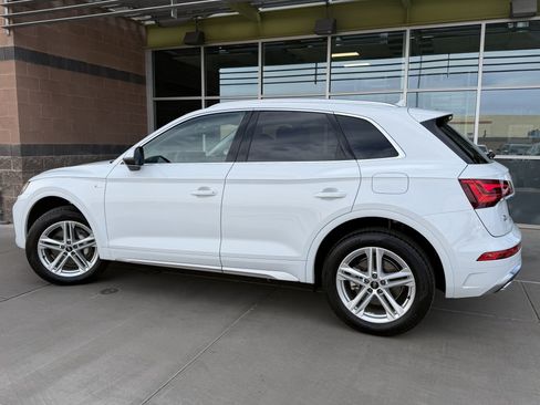 Used 2025 Audi Q5 e Premium Plus w/ Premium Plus Package AWD/4WD image 5