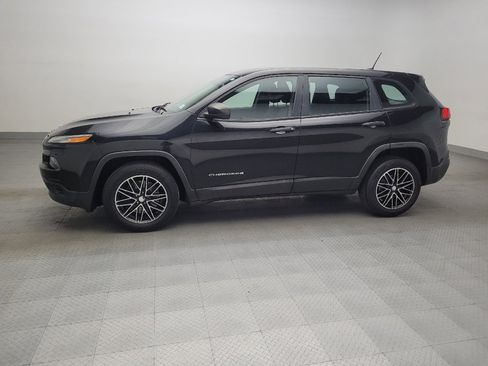 Used 2014 Jeep Cherokee Sport image 2