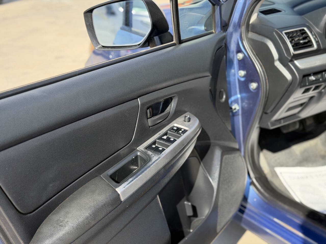 Used 2015 Subaru Impreza 2.0i AWD/4WD image 5