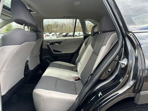 Used 2023 Toyota RAV4 XLE w/ Convenience Package image 16