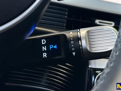 Used 2022 Hyundai Ioniq 5 SE image 23