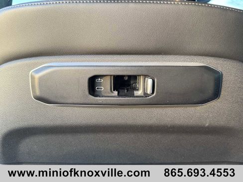 Used 2024 BMW X6 xDrive40i image 32