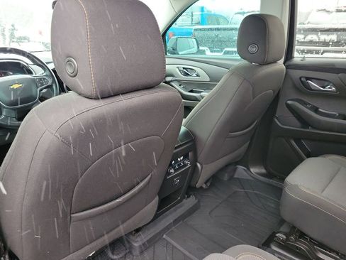 Certified 2021 Chevrolet Traverse LT image 32