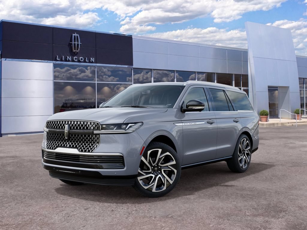 New 2027 Lincoln Navigator Reserve AWD/4WD image 2