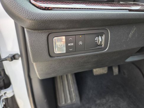 New 2026 Chevrolet Traverse RS FWD image 17