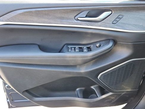 New 2026 Jeep Grand Cherokee Limited w/ Limited Altitude Package image 15