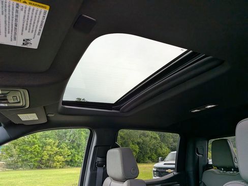 New 2026 Chevrolet Silverado 1500 ZR2 AWD/4WD image 14