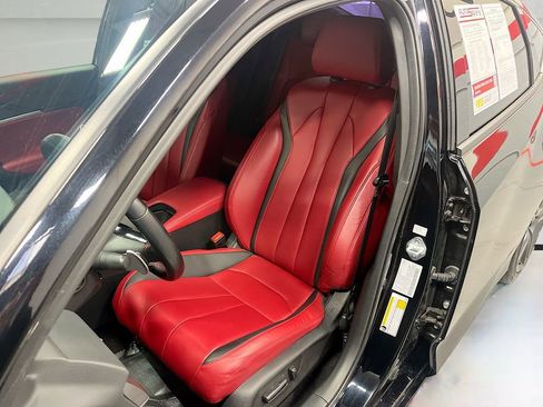 Used 2025 Acura Integra A-Spec image 18