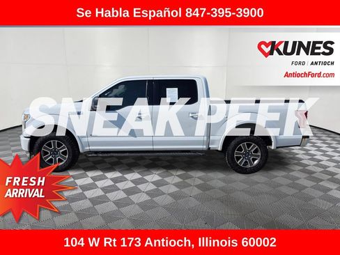 Used 2017 Ford F150 XLT w/ Equipment Group 302A Luxury AWD/4WD image 5