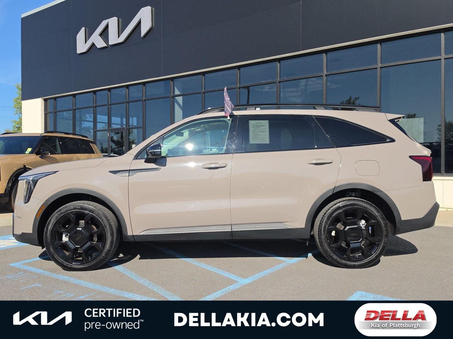Certified 2025 Kia Sorento X-Line EX AWD/4WD image 2