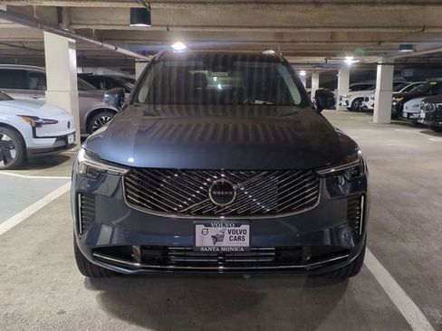 New 2026 Volvo XC90 T8 Ultra w/ Protection Package AWD/4WD image 8