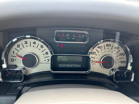 Used 2013 Ford Expedition EL Limited image 21
