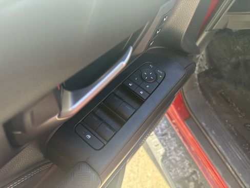 Used 2025 Toyota 4Runner Limited image 15