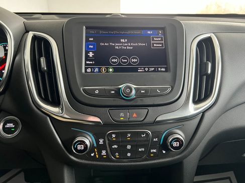 Used 2024 Chevrolet Equinox LT image 21