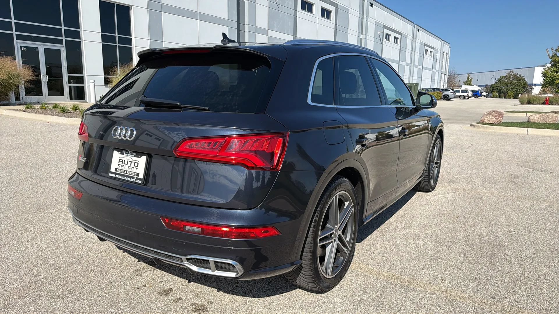 Used 2018 Audi SQ5 Prestige AWD/4WD image 5