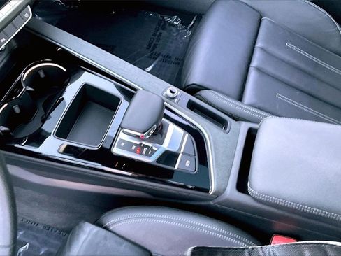 Used 2023 Audi A4 2.0T Premium w/ Convenience Package image 18