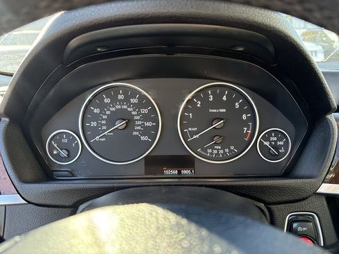 Used 2016 BMW 320i xDrive Sedan image 15