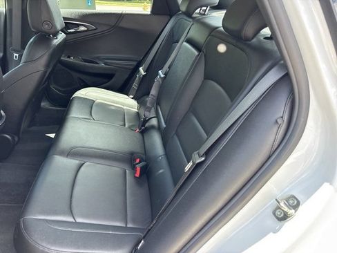 Used 2023 Chevrolet Malibu LT FWD image 16