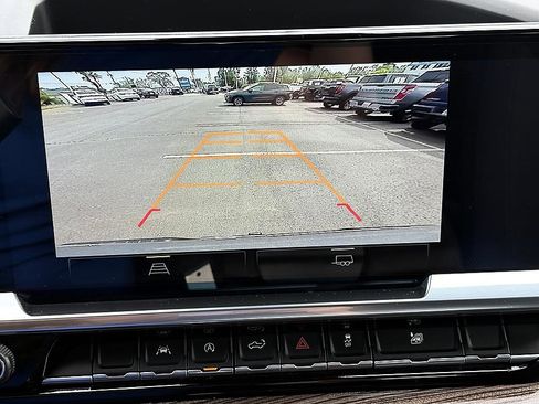 Used 2023 Chevrolet Silverado 1500 LT image 21