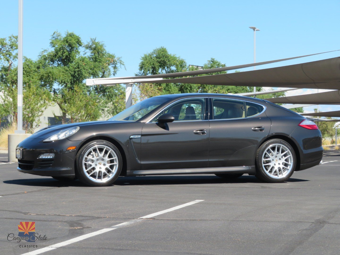 Used 2010 Porsche Panamera S RWD image 7