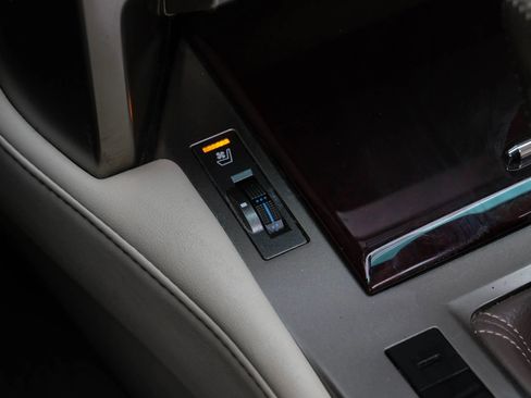 Used 2014 Lexus GX 460 image 27