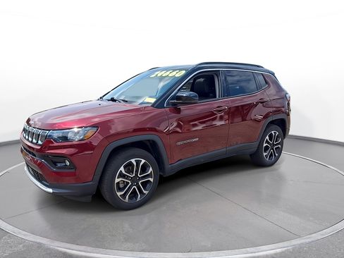 Used 2022 Jeep Compass Limited w/ Sun and Sound Group AWD/4WD image 4
